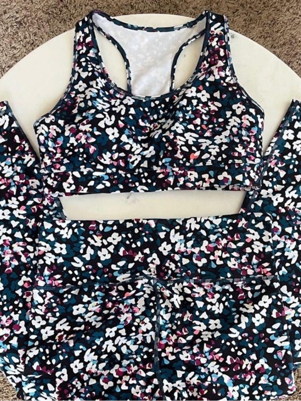 GAP fit floral workout 2 piece set. XS/S